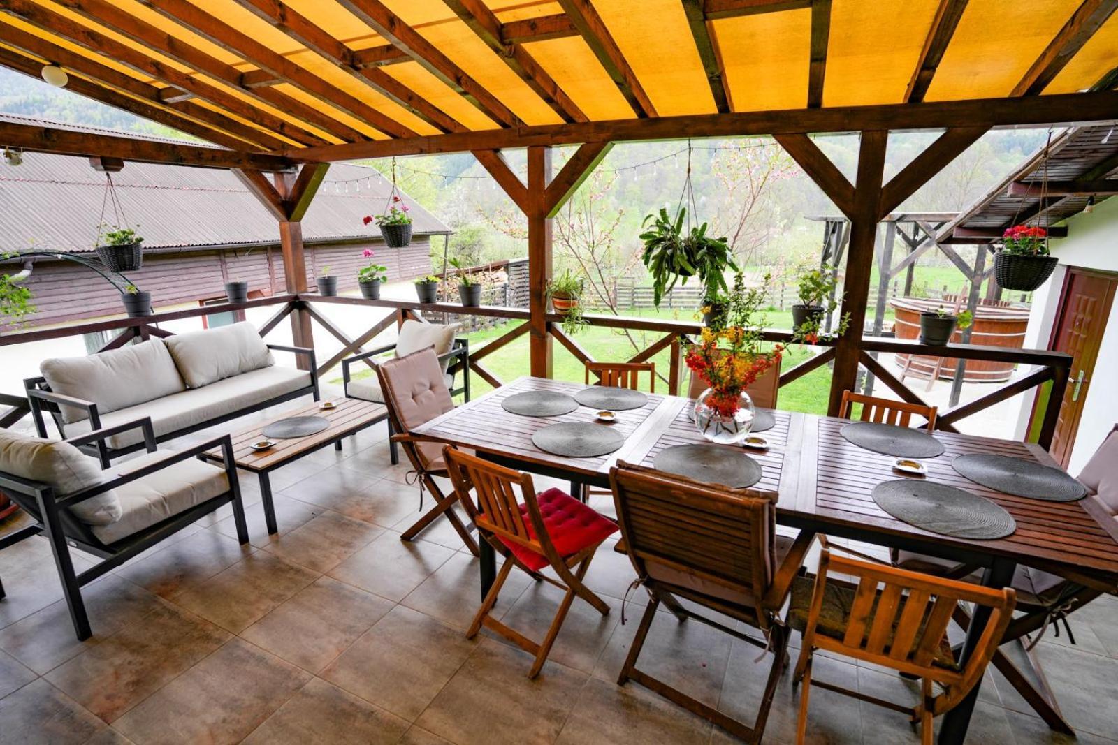 Vila Passiflora Dragoslavele Екстериор снимка